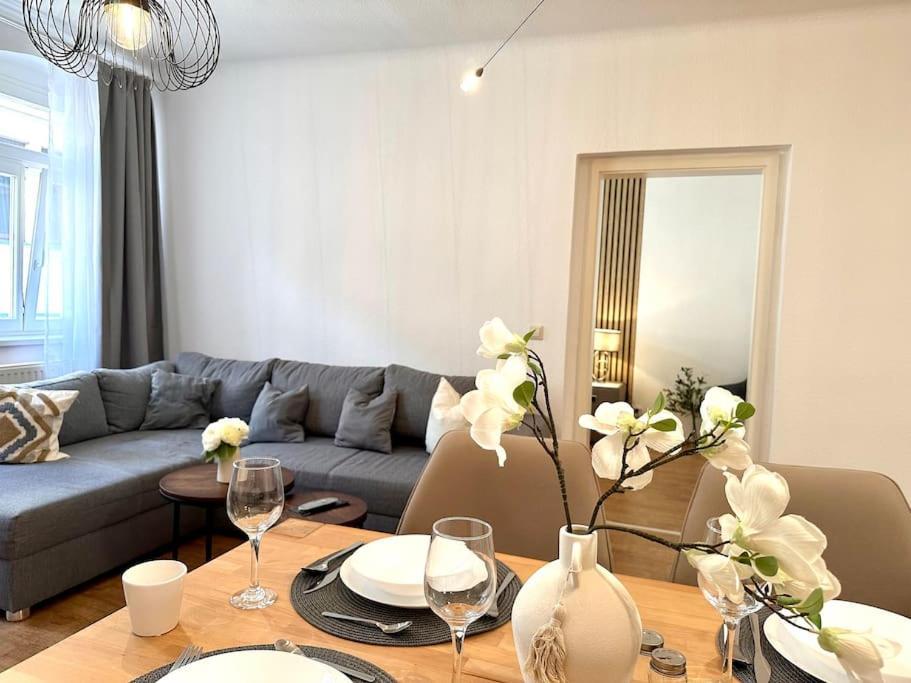 Modern Eingerichtete Wohnung Im Stadtzentrum Zittau Kostenloser Parkplatz Exterior foto